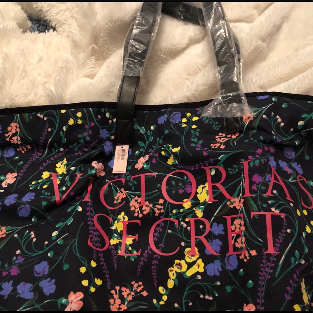 Victoria’s Secret tote